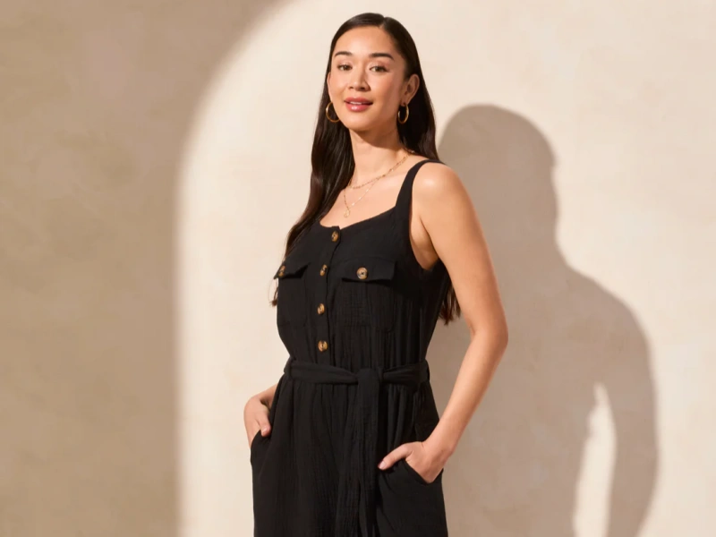 How To Style A Sleeveless Belted Crewneck Jumpsuit For Any Occasion